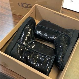 UGG classics short sparkles